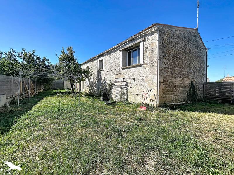 Immeuble 3 pièces 244 m² · à Ballon · 244 m² · 250 000 €