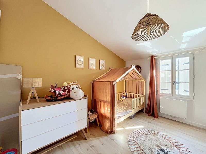 Vente Maison ST SAUVEUR D AUNIS - 7 pièces -163 m² - (17540)