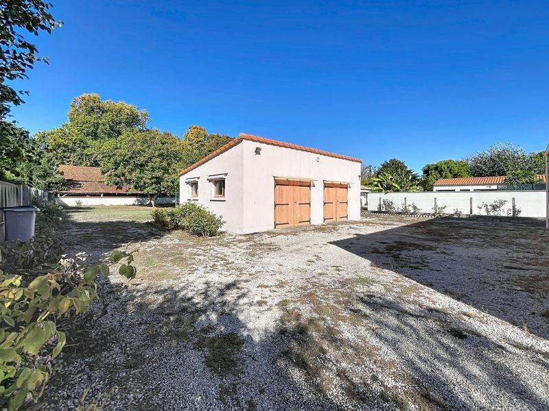 Vente Maison Aigrefeuille-d'Aunis - 5 pièces -126 m² - (17290)