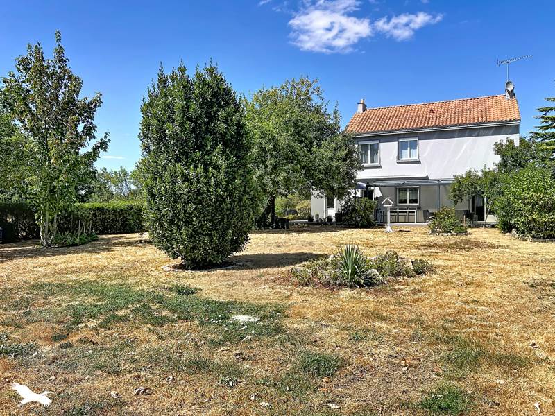 Maison 6 pièces 141 m² · à Couëron · 141 m² · 399 000 €