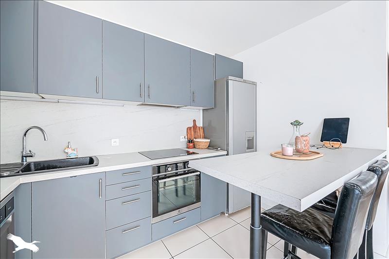 Vente Appartement BORDEAUX - 4 pièces -82 m² - (33300)