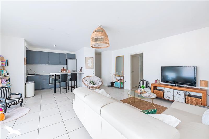Vente Appartement BORDEAUX - 4 pièces -82 m² - (33300)