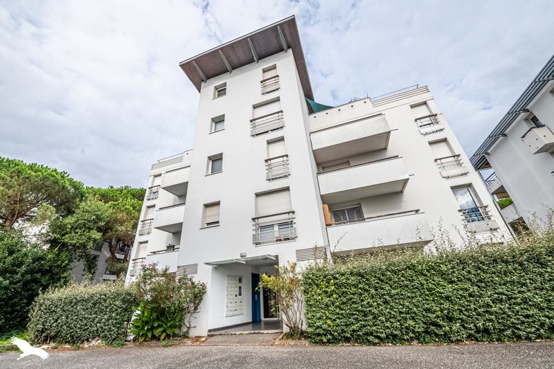 Vente Appartement BRUGES - 2 pièces -55 m² - (33520)