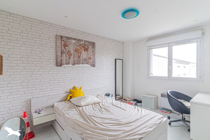 Vente Maison BRUGES - 6 pièces -100 m² - (33520)