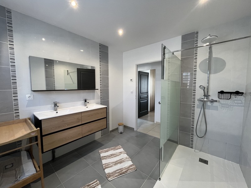 Vente Maison ANDILLY - 4 pièces -93 m² - (17230)
