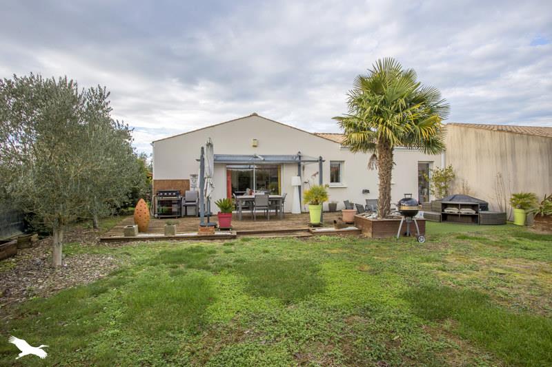 Vente Maison ST JEAN DE LIVERSAY - 4 pièces -98 m² - (17170)