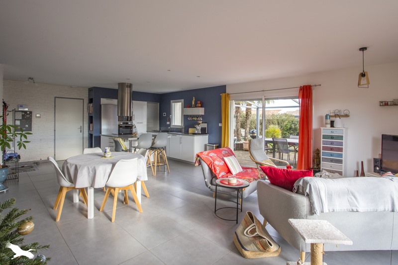 Vente Maison ST JEAN DE LIVERSAY - 4 pièces -98 m² - (17170)