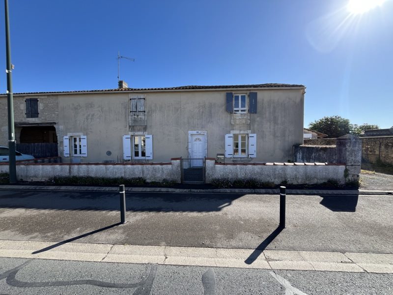 Vente Maison MOREILLES 85450 4 pièces - 104 m²