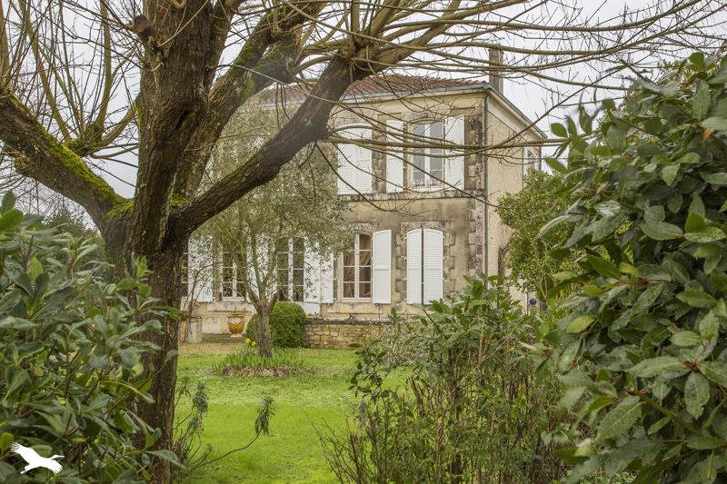 Vente Maison MARANS - 8 pièces -255 m² - (17230)
