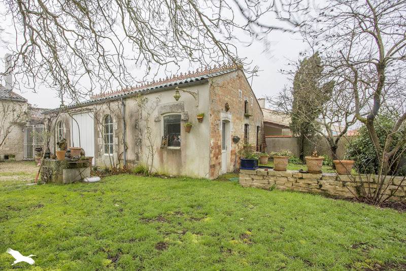 Vente Maison MARANS - 8 pièces -255 m² - (17230)