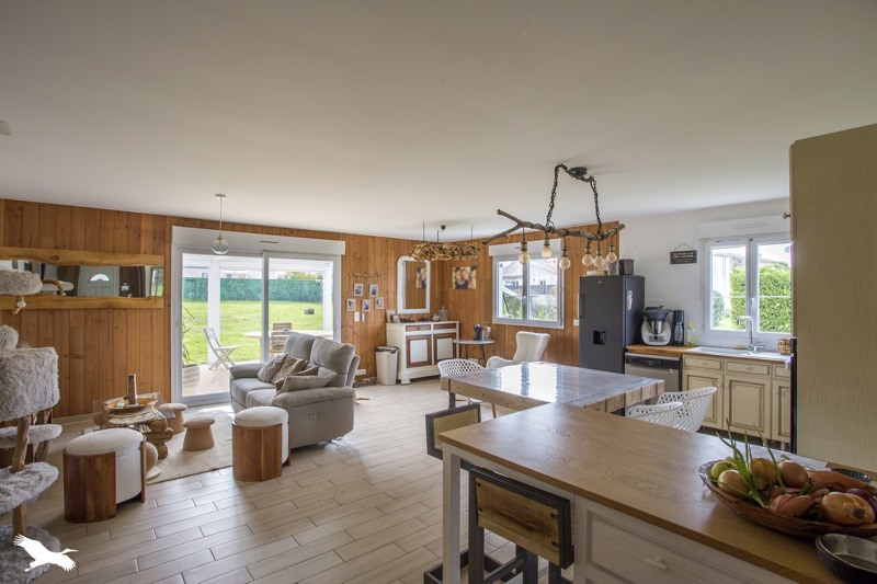 Vente Maison LA RONDE - 6 pièces -164 m² - (17170)