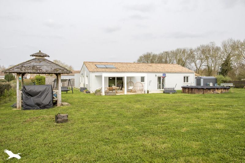 Vente Maison LA RONDE - 6 pièces -164 m² - (17170)