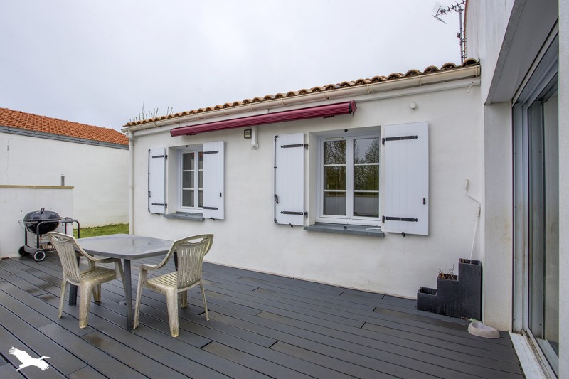 Vente Maison L ILE D ELLE - 5 pièces -143 m² - (85770)