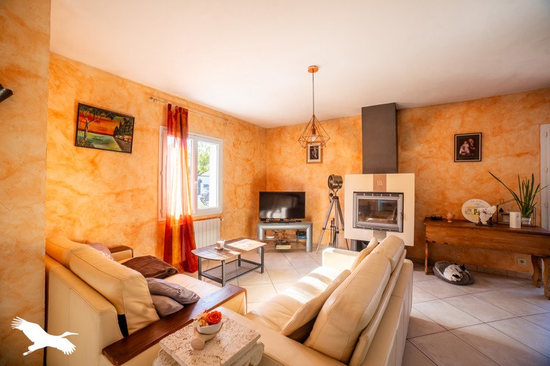 Vente Maison ST JEAN DE LIVERSAY - 6 pièces -127 m² - (17170)