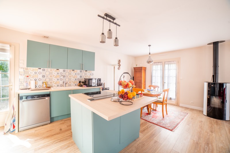 Maison 6 pièces 120 m² · à Saint-Jean-de-Liversay · 120 m² · 272 896 €