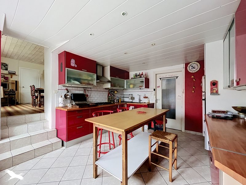 Maison 6 pièces 193 m² · à L'Île-d'Elle · 193 m² · 223 650 €