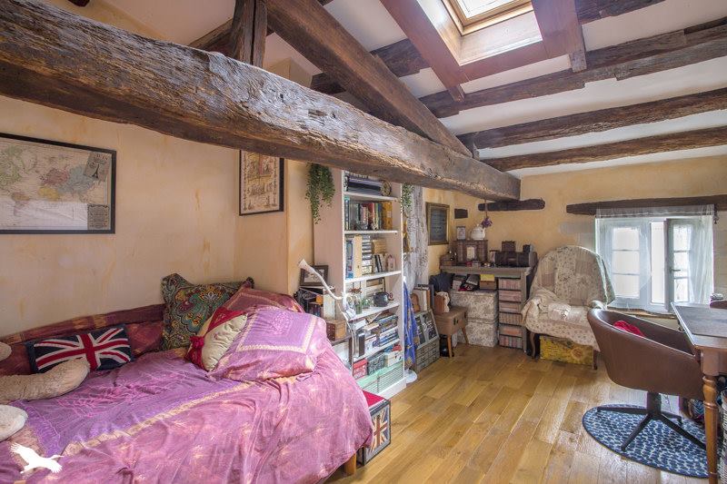 Vente Maison MARANS - 6 pièces -255 m² - (17230)