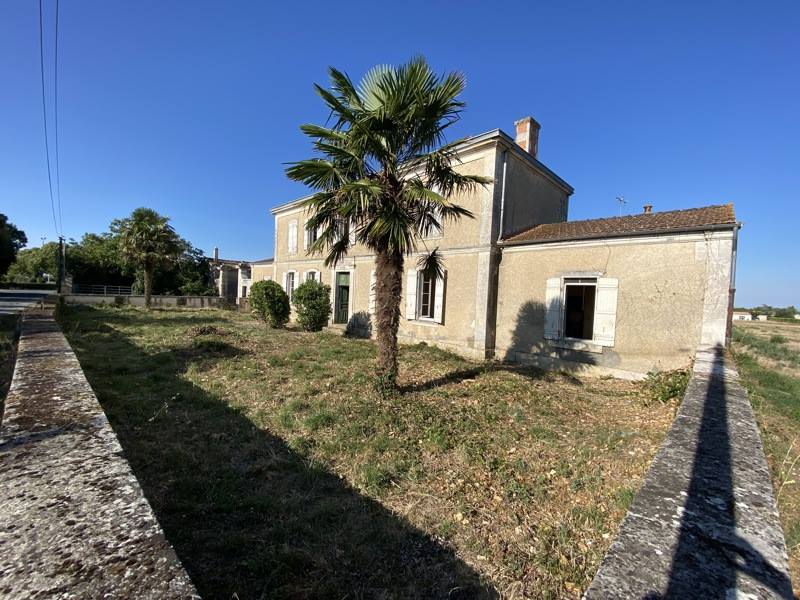 Vente Maison ANDILLY - 9 pièces -280 m² - (17230)