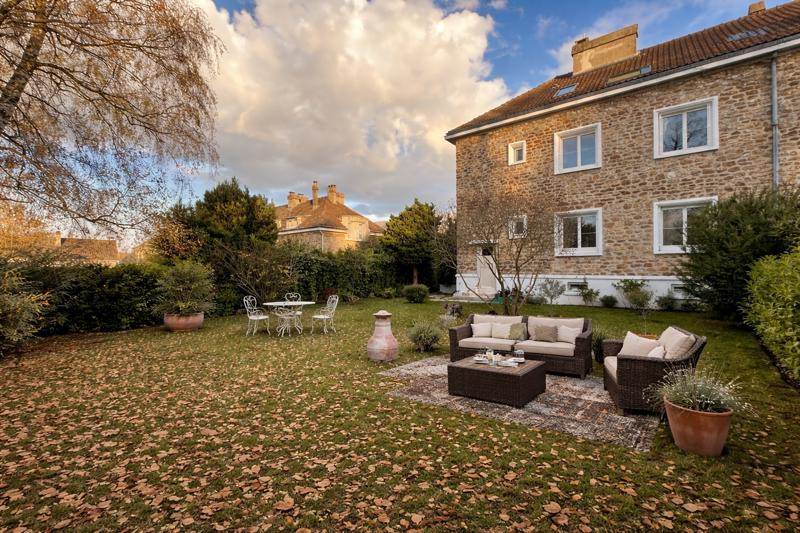 Vente Maison ST CYR L ECOLE - 9 pièces -190 m² - (78210)