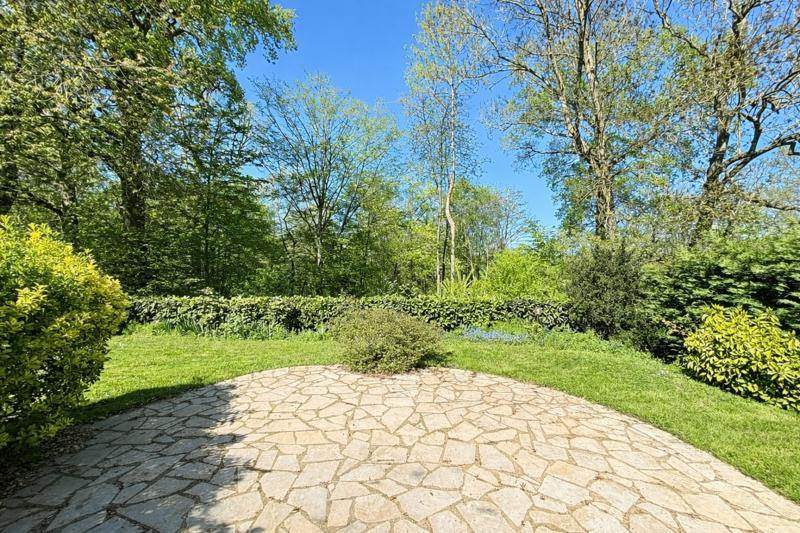 Vente Maison BUC - 8 pièces -201,5 m² - (78530)