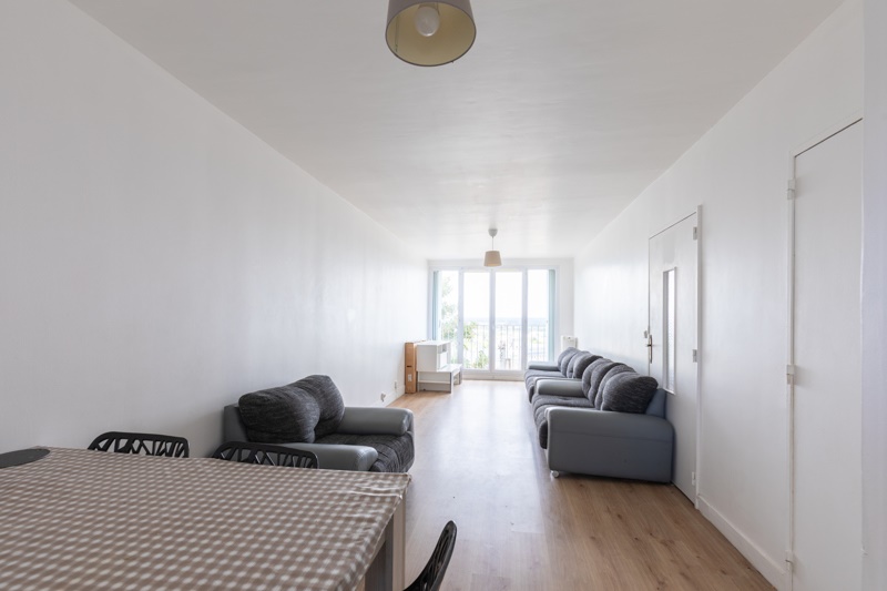 Appartement 4 pièces 80 m² · à Saint-Cyr-l'École · 80 m² · 219 000 €