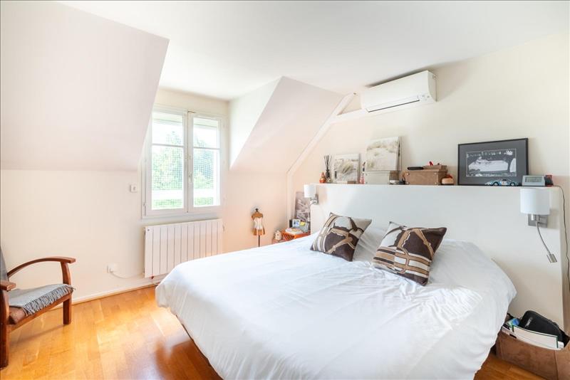 Vente Maison MONTESSON - 6 pièces -240 m² - (78360)