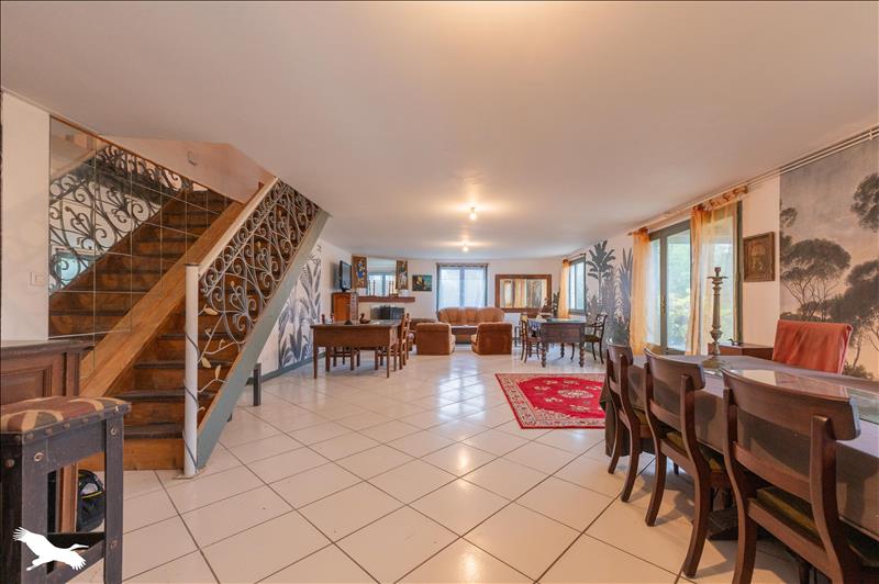 Vente Maison TREILLIERES - 8 pièces -206,6 m² - (44119)