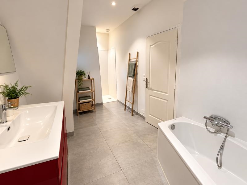 Vente Maison Orvault - 7 pièces -250 m² - (44700)