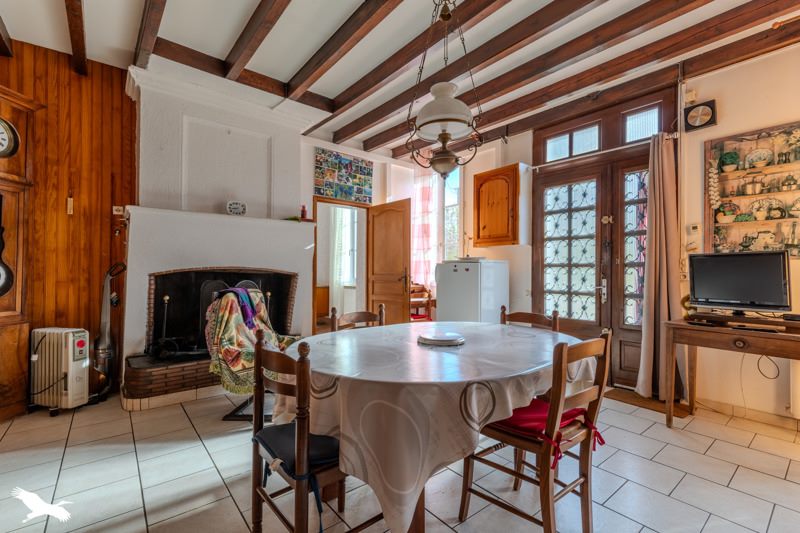 Vente Maison FALEYRAS - 9 pièces -277 m² - (33760)