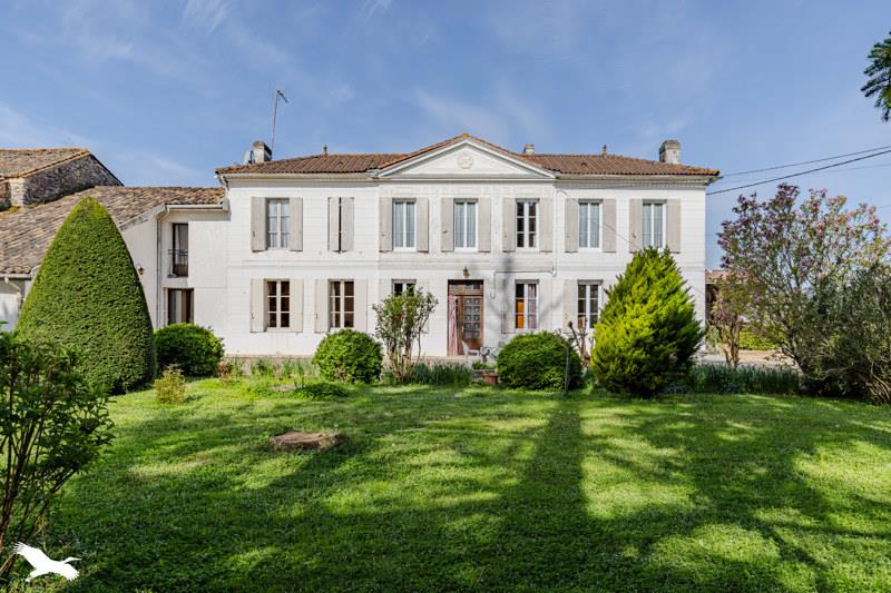 Vente Maison FALEYRAS - 9 pièces -277 m² - (33760)