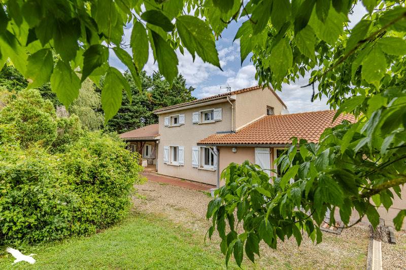 Vente Maison LUGAIGNAC - 8 pièces -194 m² - (33420)