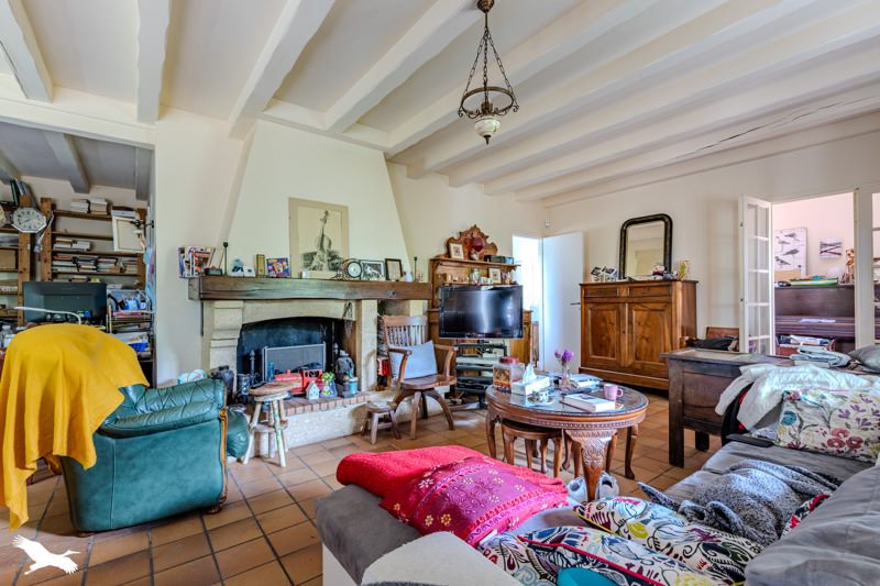 Vente Maison LUGAIGNAC - 8 pièces -194 m² - (33420)