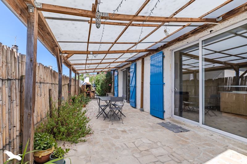 Vente Maison LUGASSON - 5 pièces -170 m² - (33760)