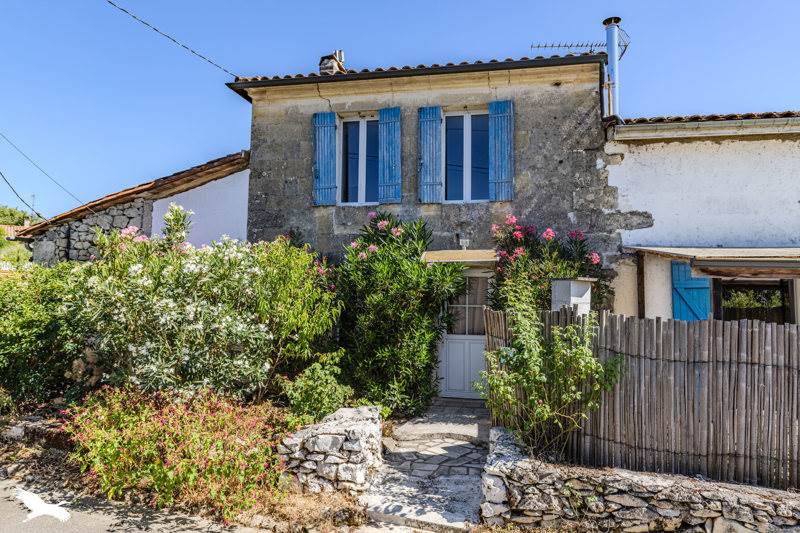 Vente Maison LUGASSON - 5 pièces -170 m² - (33760)