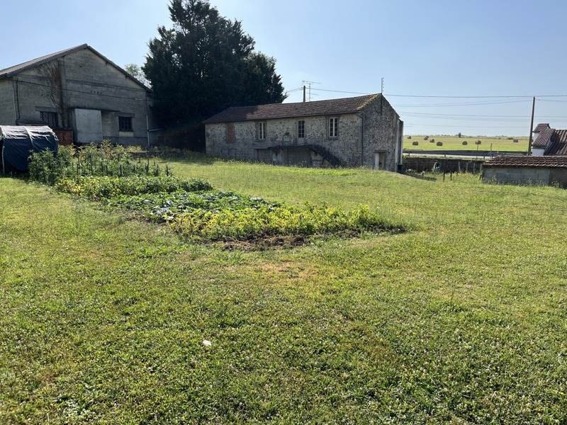 Vente Immeuble SAUVETERRE DE GUYENNE - -  256 m² - (33540)