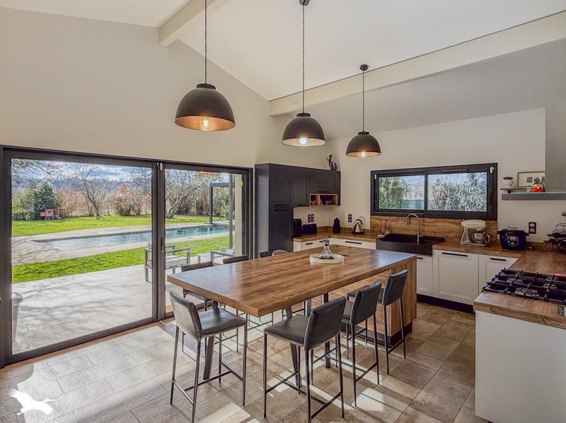 Vente Maison ST JEAN DE BLAIGNAC - 4 pièces -141 m² - (33420)