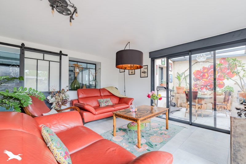Vente Maison ST VINCENT DE PERTIGNAS - 7 pièces -184 m² - (33420)