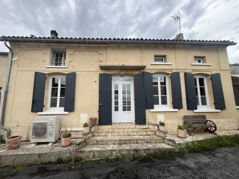 Vente Maison GREZILLAC - 3 pièces -106 m² - (33420)