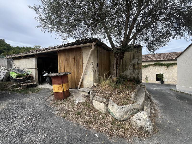Vente Maison GREZILLAC - 5 pièces -165 m² - (33420)