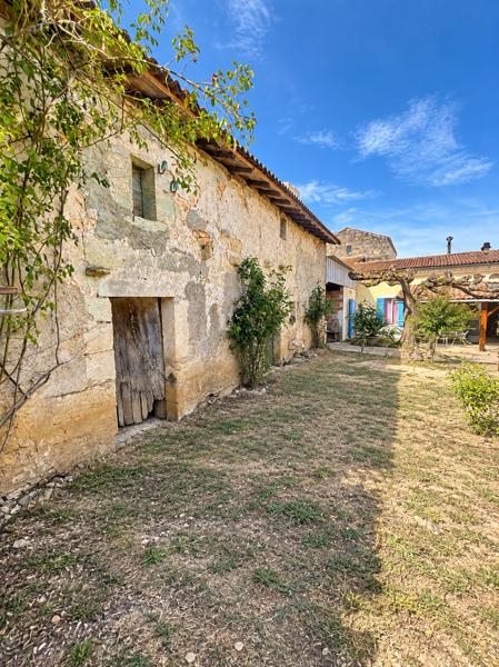 Vente Maison Saint-Vincent-de-Pertignas - 3 pièces -88 m² - (33420)