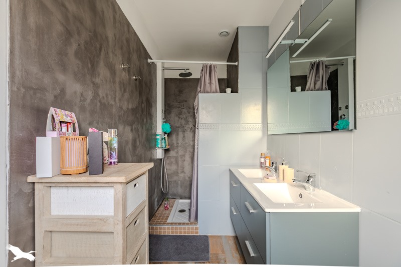 Vente Maison Saint-Aubin-de-Branne - 6 pièces -169 m² - (33420)