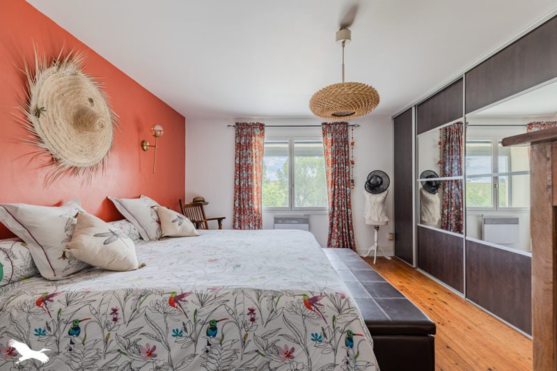 Vente Maison Saint-Vincent-de-Pertignas - 7 pièces -184 m² - (33420)