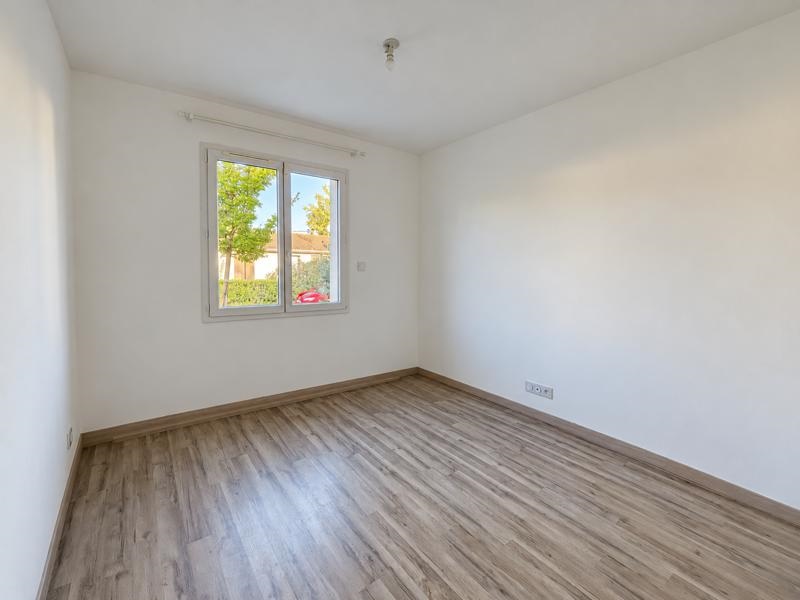 Vente Maison Moulon - 5 pièces -100 m² - (33420)