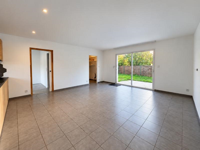 Vente Maison Moulon - 5 pièces -100 m² - (33420)