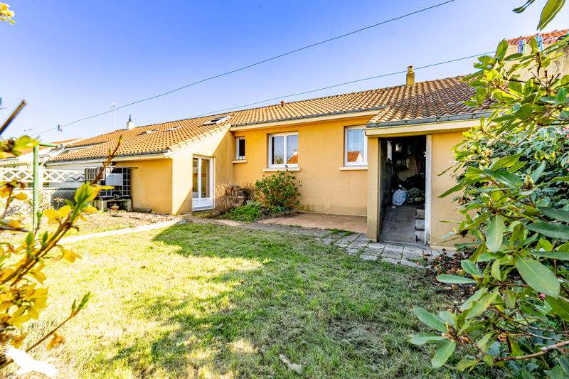 Vente Maison BOUGUENAIS - 5 pièces -95 m² - (44340)