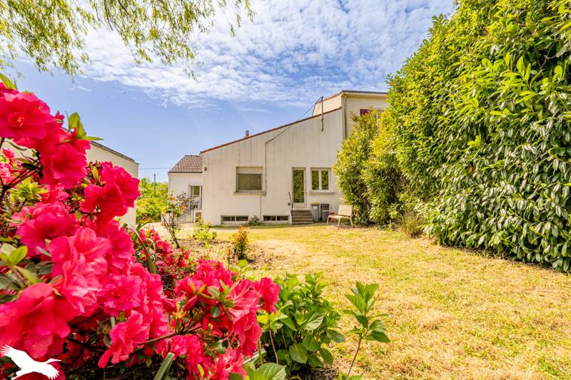 Vente Maison BOUGUENAIS - 5 pièces -127 m² - (44340)