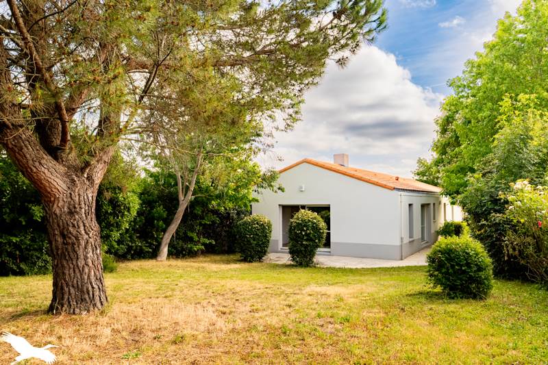 Vente Maison BASSE GOULAINE - 6 pièces -136 m² - (44115)