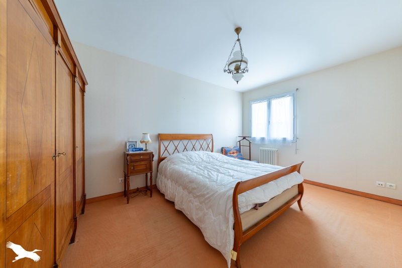 Vente Appartement LA ROCHE SUR YON - 5 pièces -102 m² - (85000)