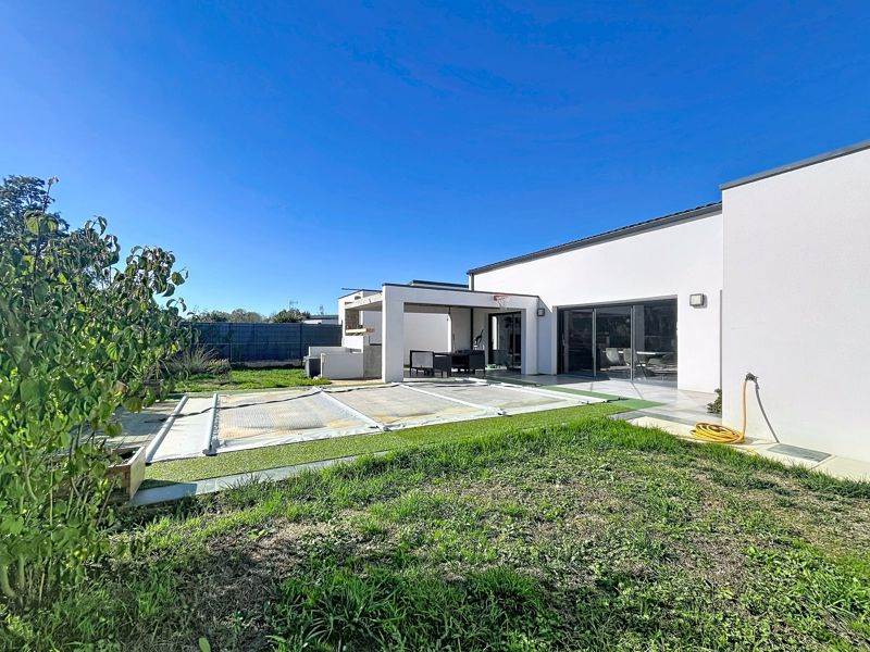 Vente Maison La Roche-sur-Yon - 6 pièces -150 m² - (85000)