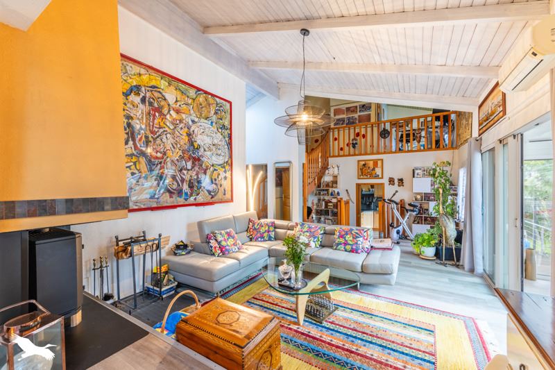 Vente Maison LA ROCHE SUR YON - 5 pièces -154 m² - (85000)